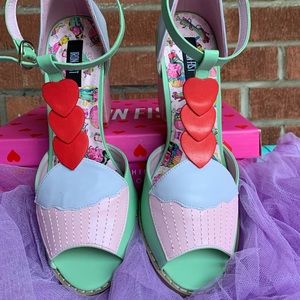 🎀IRON FIST🧁Cupcake and Heart Kawaii Heels